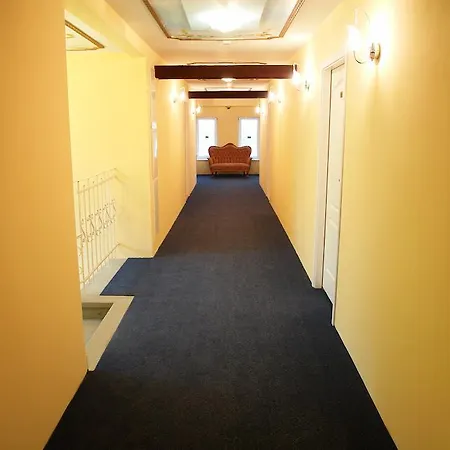 Willa Kraj Nocleg ze śniadaniem 3*