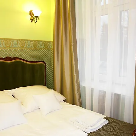 B&B Willa Kraj 우스트론